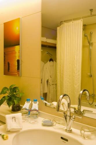 Гостиница City Hotel Shanghai в Шанхае