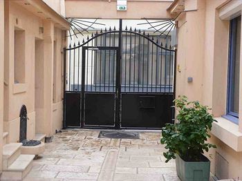 Фото H& xF4; tel de L'Horloge