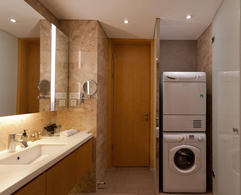 Фото Ascott Raffles City Beijing