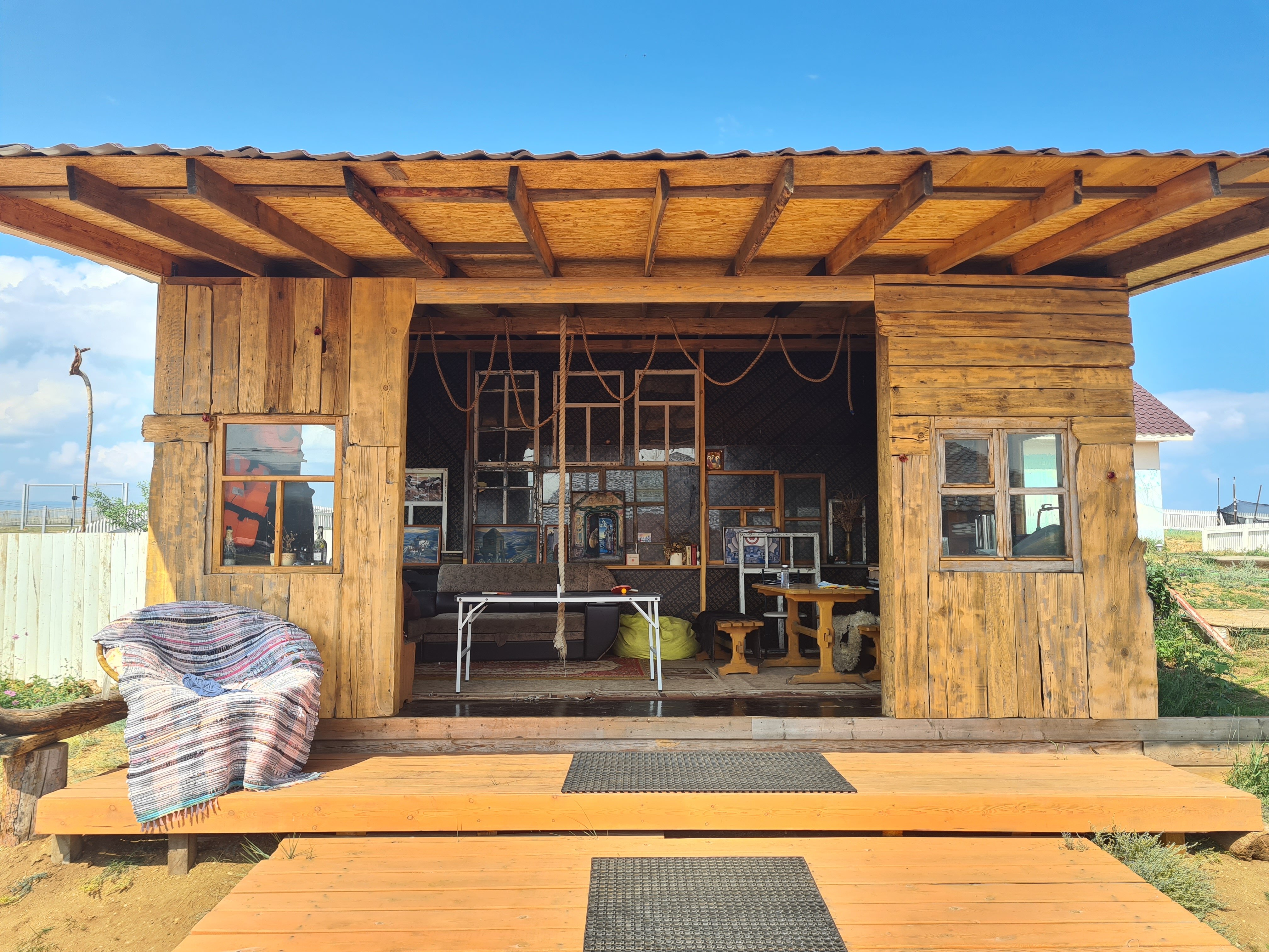 Фото Филоксения