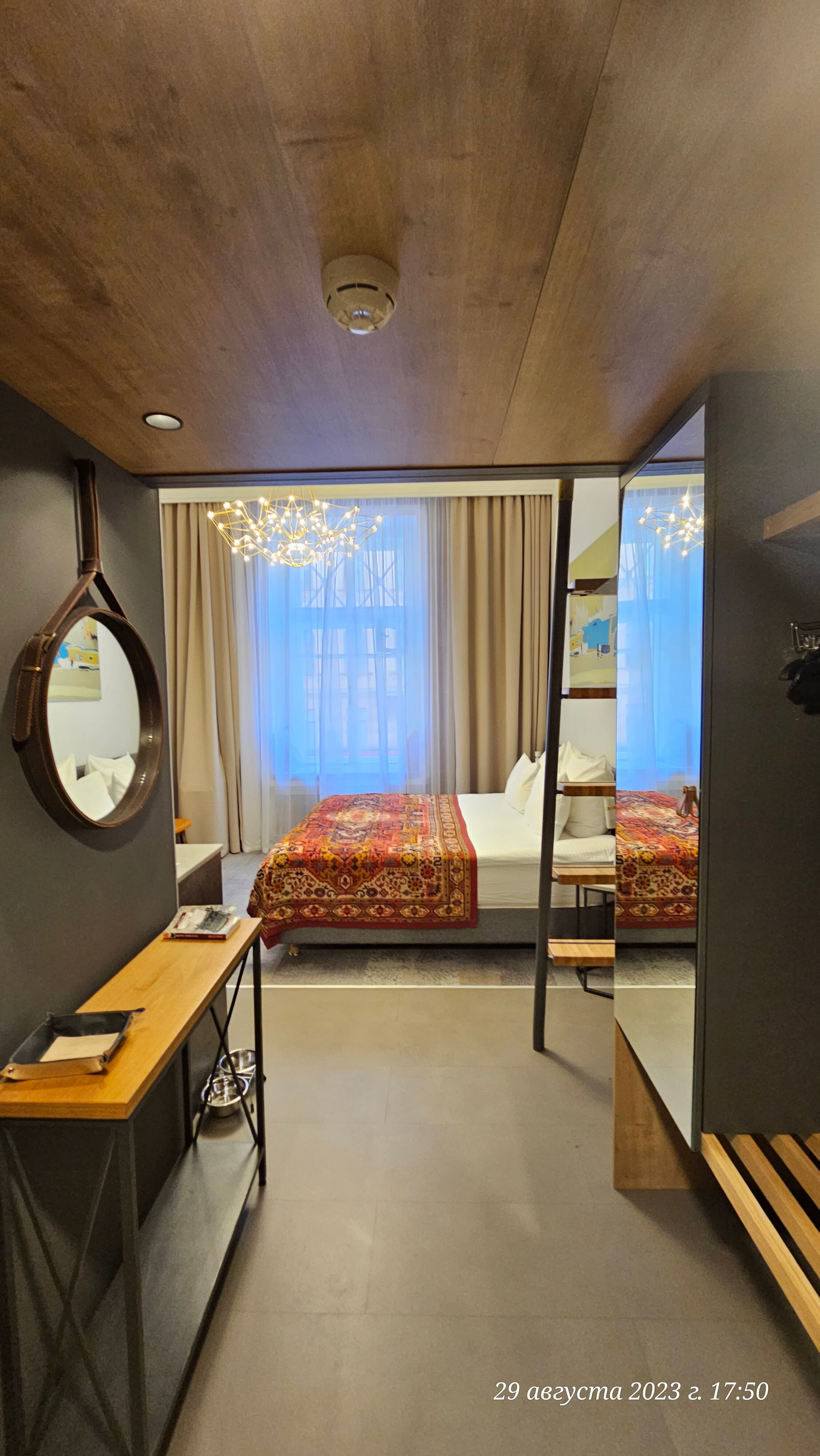 Фото Эмигранты на Рубинштейна