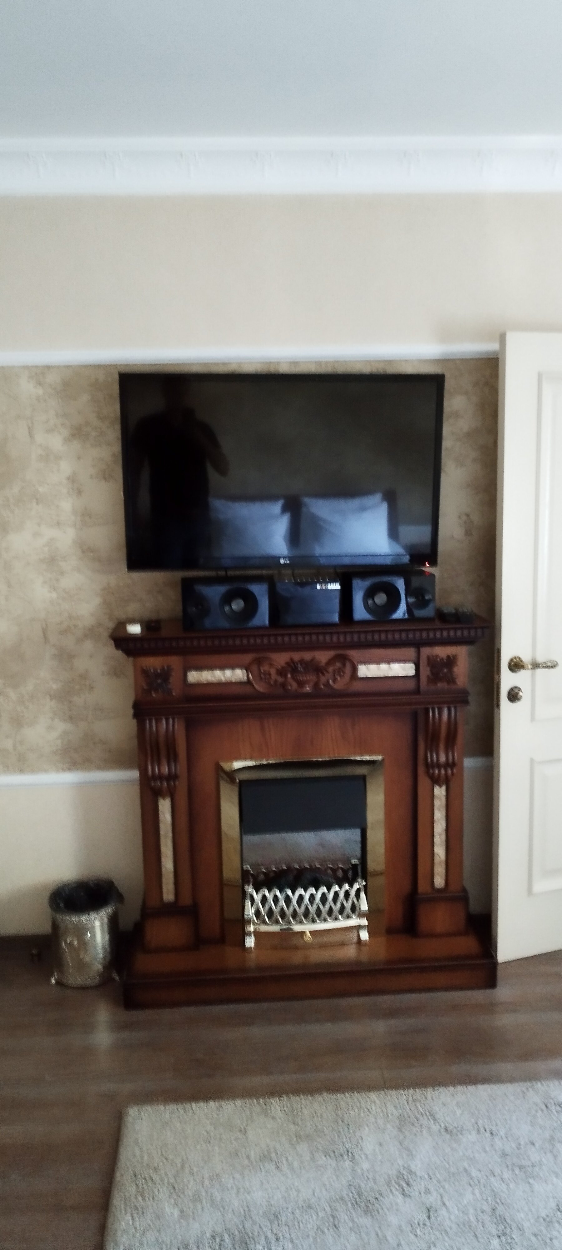 Фото Гравор