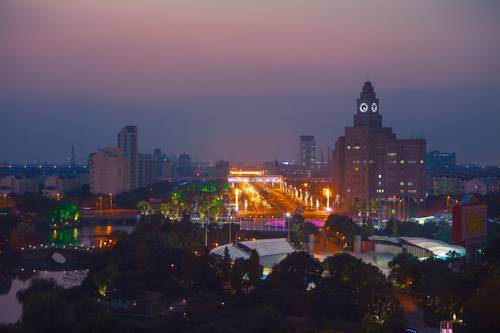 Фото Renaissance Suzhou Hotel