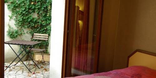 Фото Hôtel Du Maine