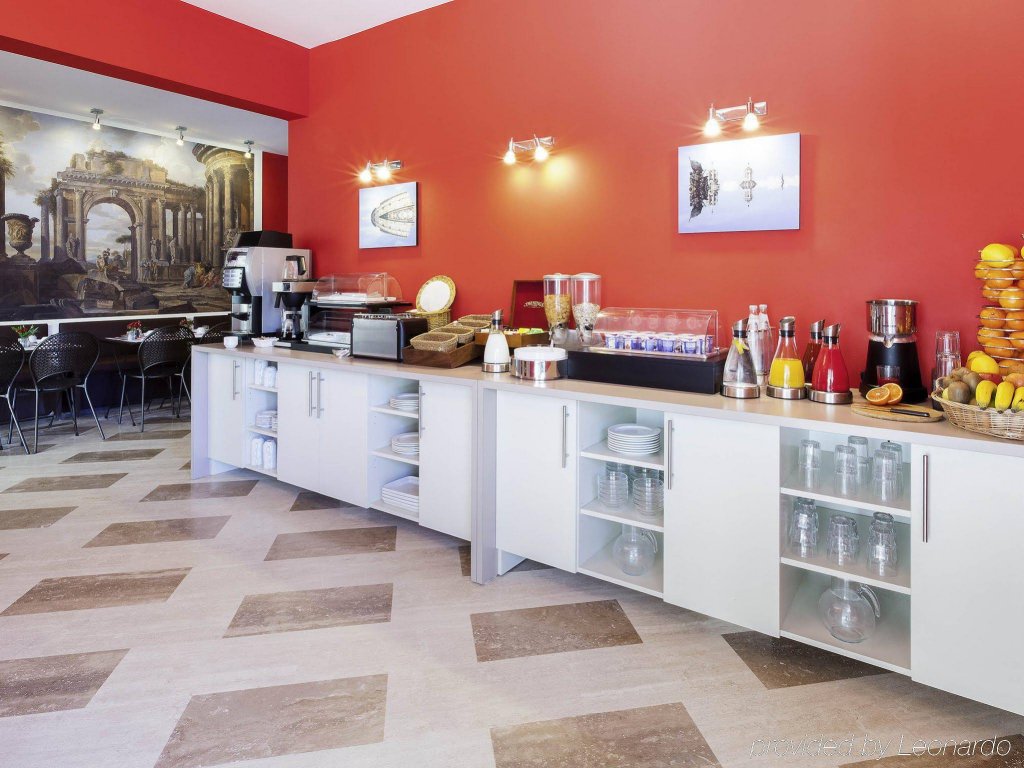 Фото Aparthotel Adagio Roma Vatican