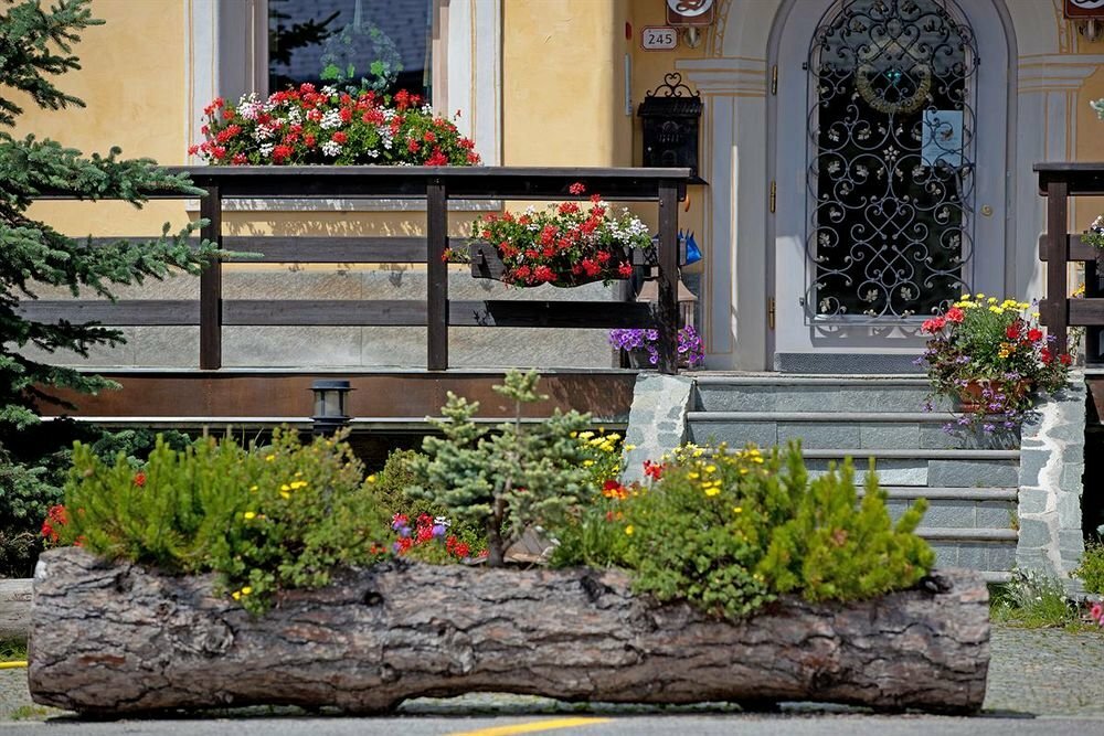 Фото Hotel Garni La Suisse