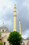 Minaret (Khuseyna Isaeva Avenue, 90), atracción