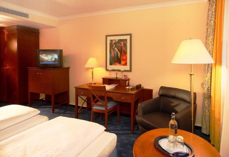 Фото H4 Hotel Kassel