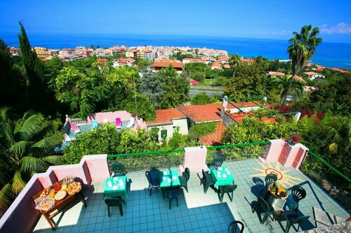 Внешний вид отеля Hotel - Giardino Marchese d'Altavilla в Драпии, фото 1