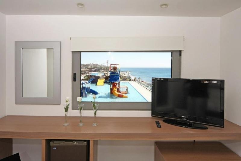 Фото Petra Mare Hotel