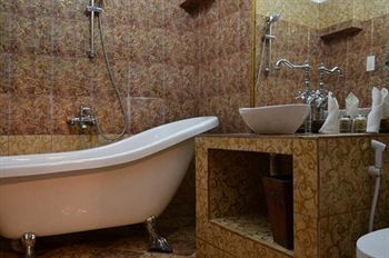 Фото Africa House Hotel