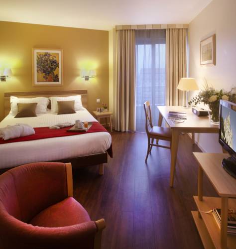 Фото Residence Inn by Marriott Paris Didot Montparnasse