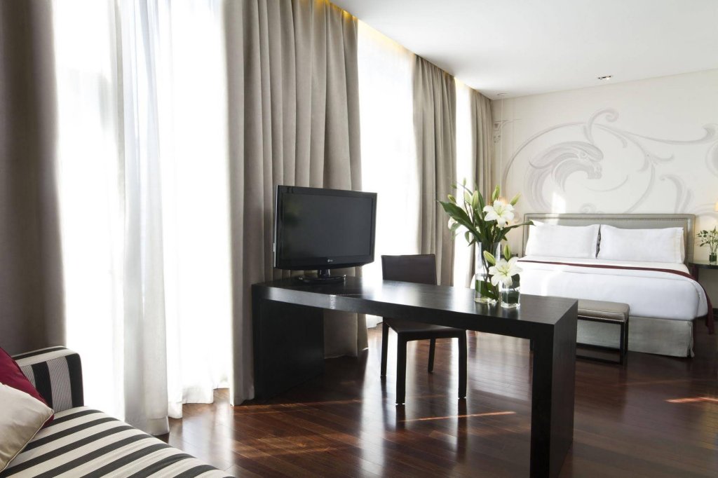 Фото Nh Buenos Aires Tango