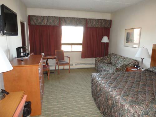 Фото Travelodge Edmonton East