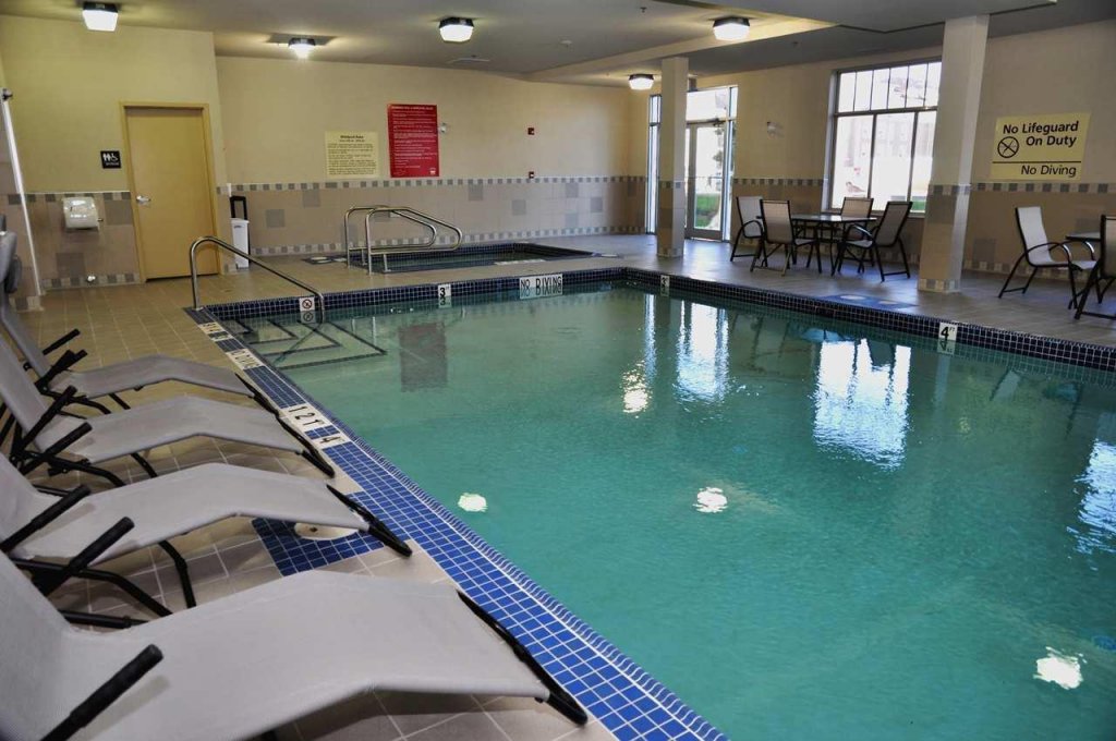 Фото Hampton Inn by Hilton Edmonton/South, Alberta, Canada