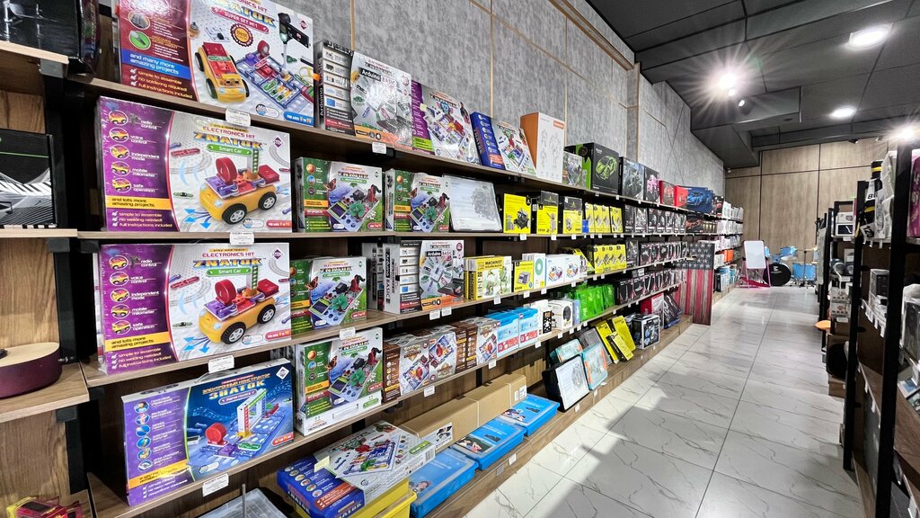 Bolalar o‘yinchoqlari va o‘yinlari Raketa steam store, Toshkent, foto