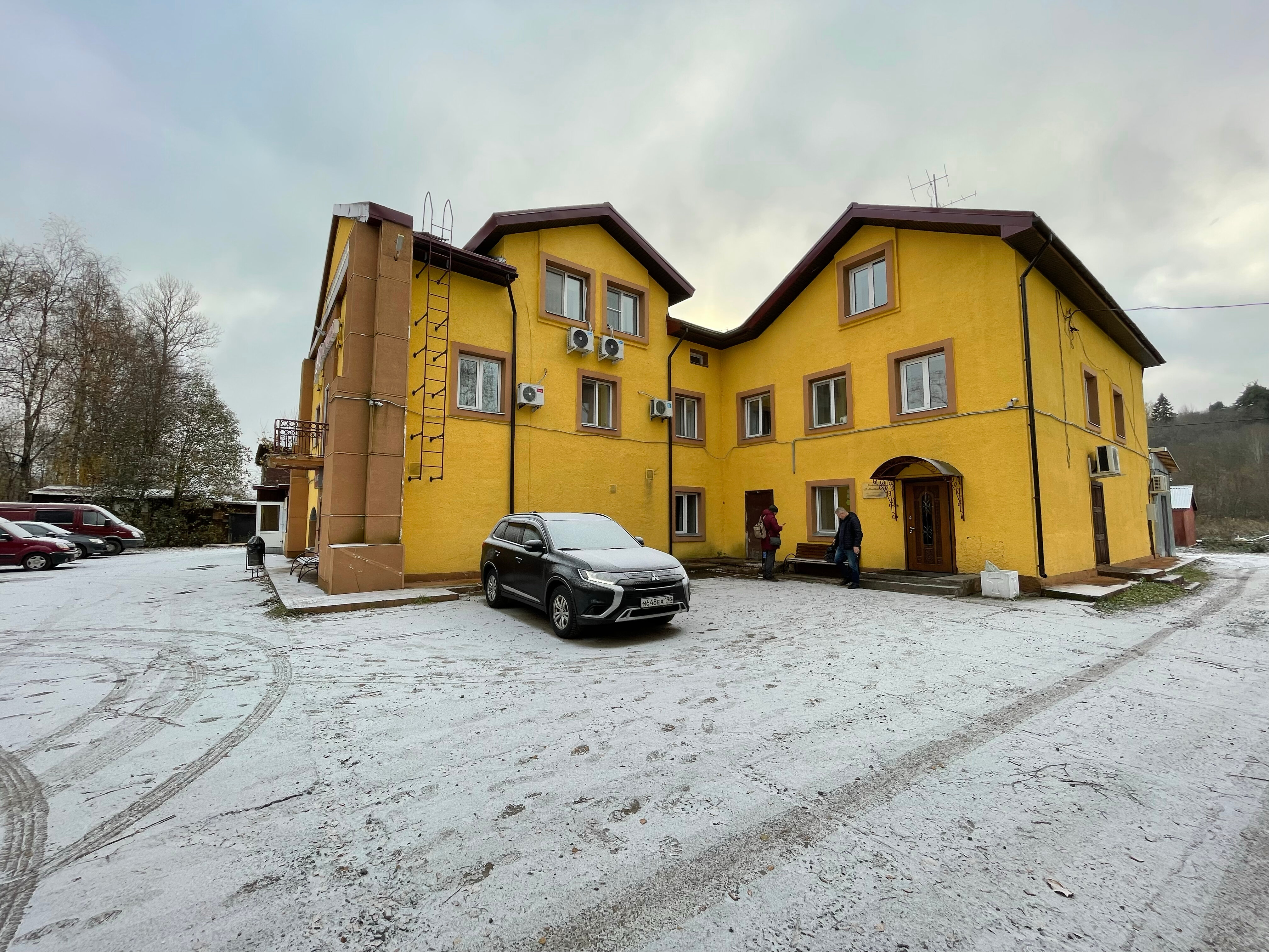 Фото отеля 2