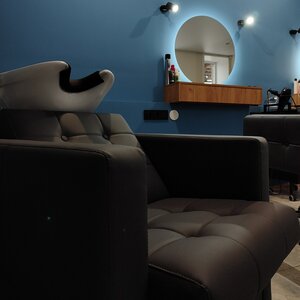 Ideal (Urban Settlement of Ros, Karla Marksa Street, 2), beauty salon
