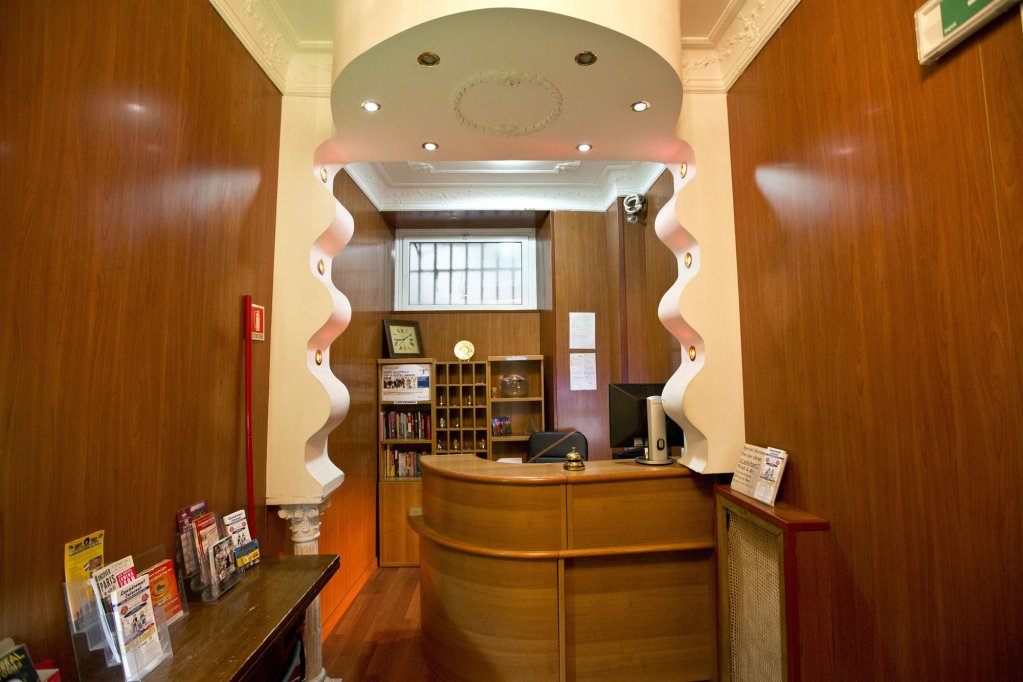 Фото отеля 3