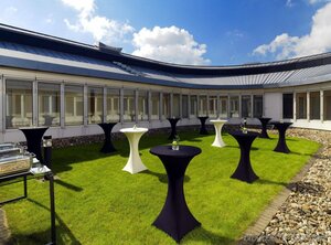 Гостиница Sheraton Düsseldorf Airport Hotel