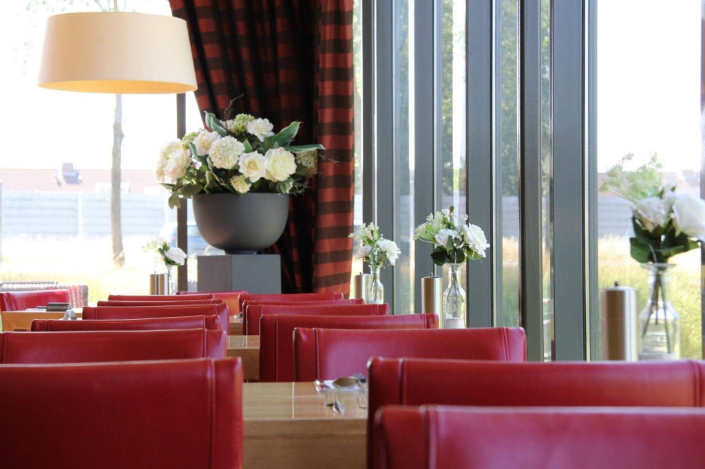 Фото Bastion Hotel Schiphol Hoofddorp