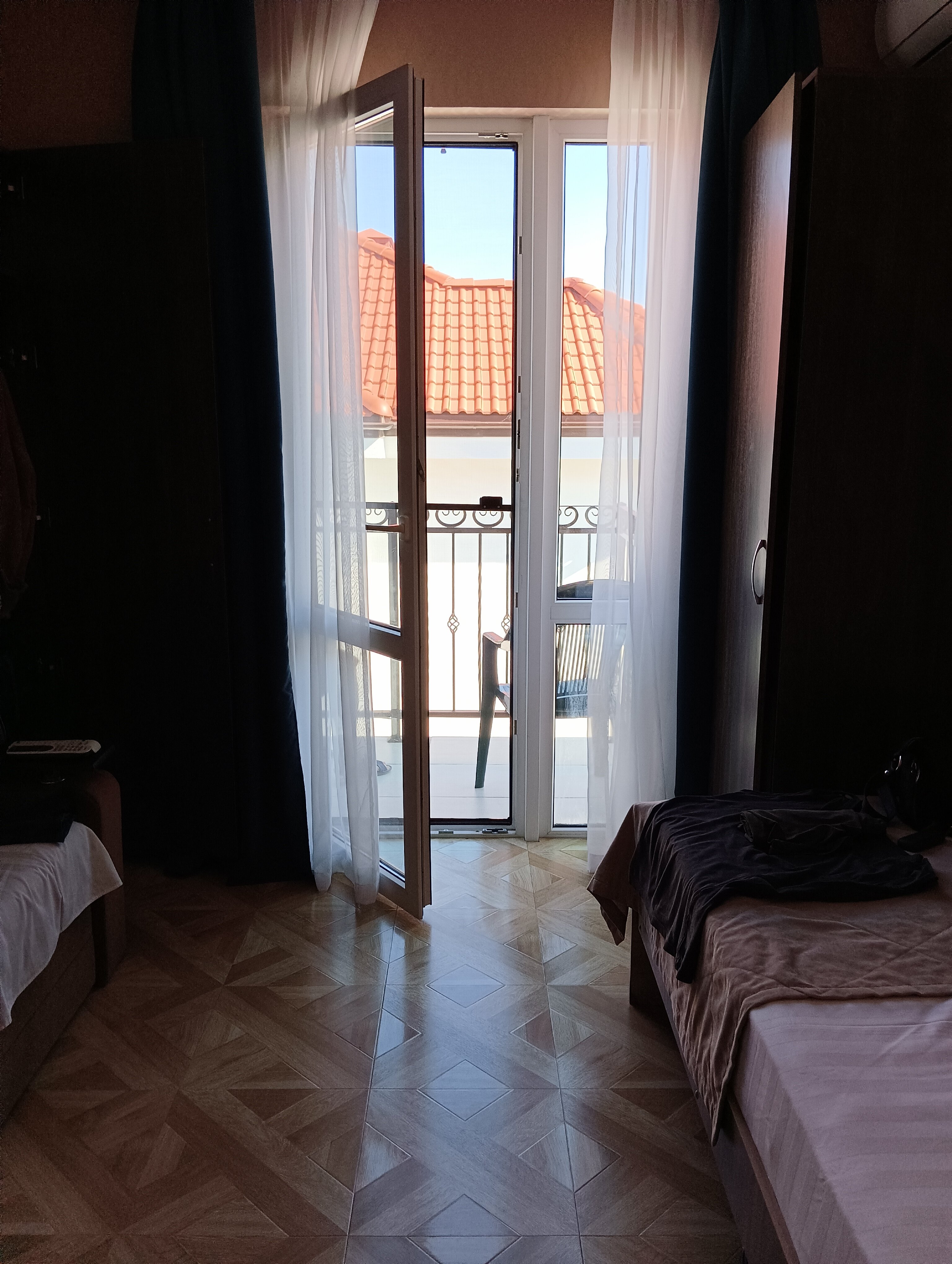 Фото Атмосфера