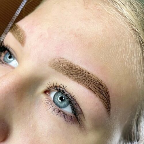 Eyebrow and eyelash salon Beauty studia, Uren, photo