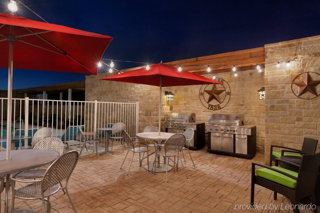 Фото Home2 Suites by Hilton Lubbock