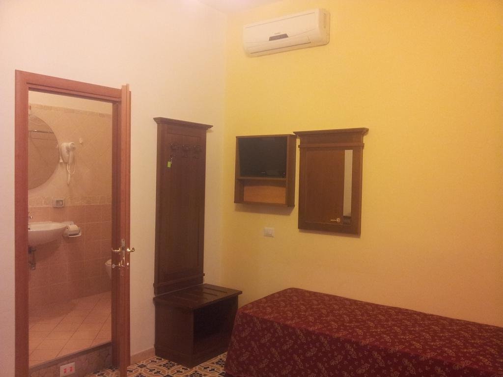 Фото Guesthouse Alex II