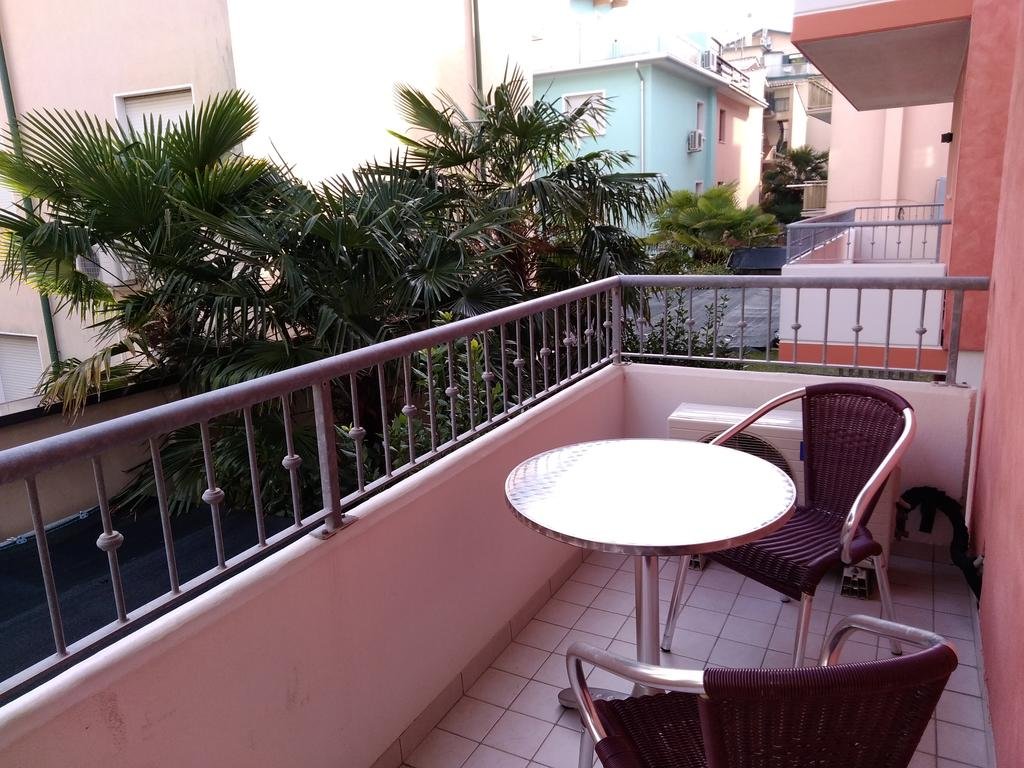 Фото Maestrale Canova Apartments