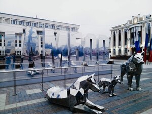 Семейство волков (Tambov, Internatsionalnaya Street), landmark, attraction