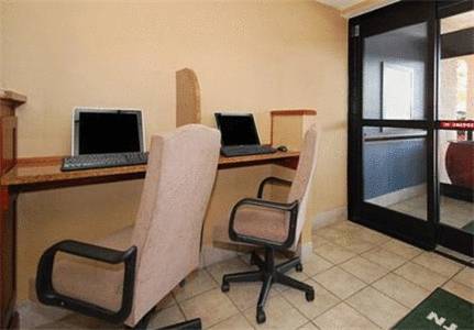 Фото Quality Inn Merchants Drive