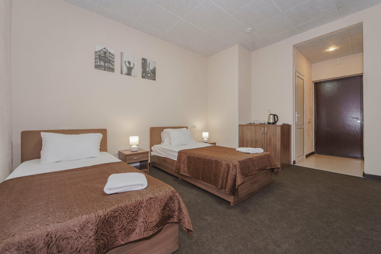 Фото: D - Hotel, қонақ үй, Липецк, Коммунальная площадь, 8А - Яндекс Карты