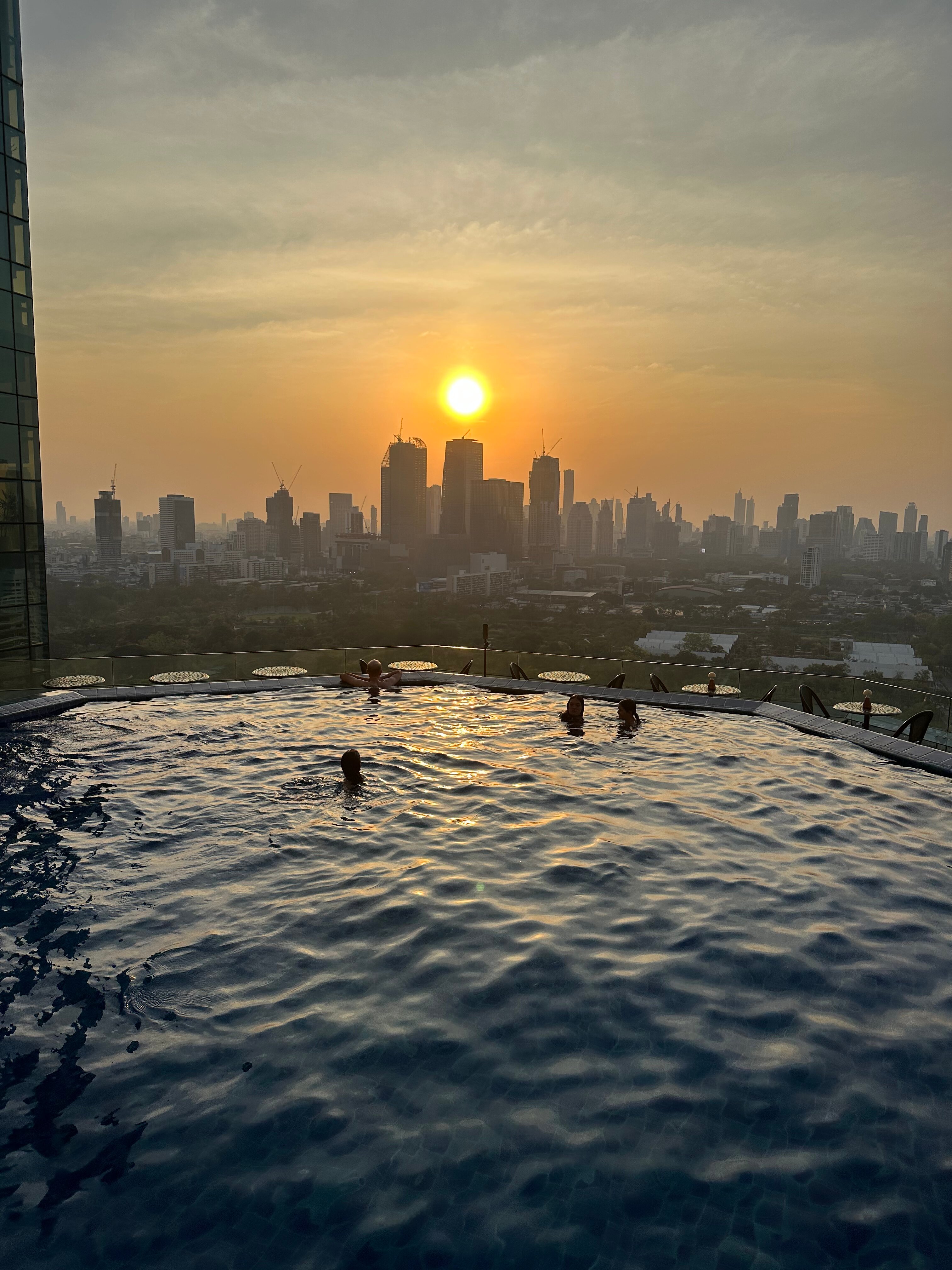 Фото Column Bangkok Hotel