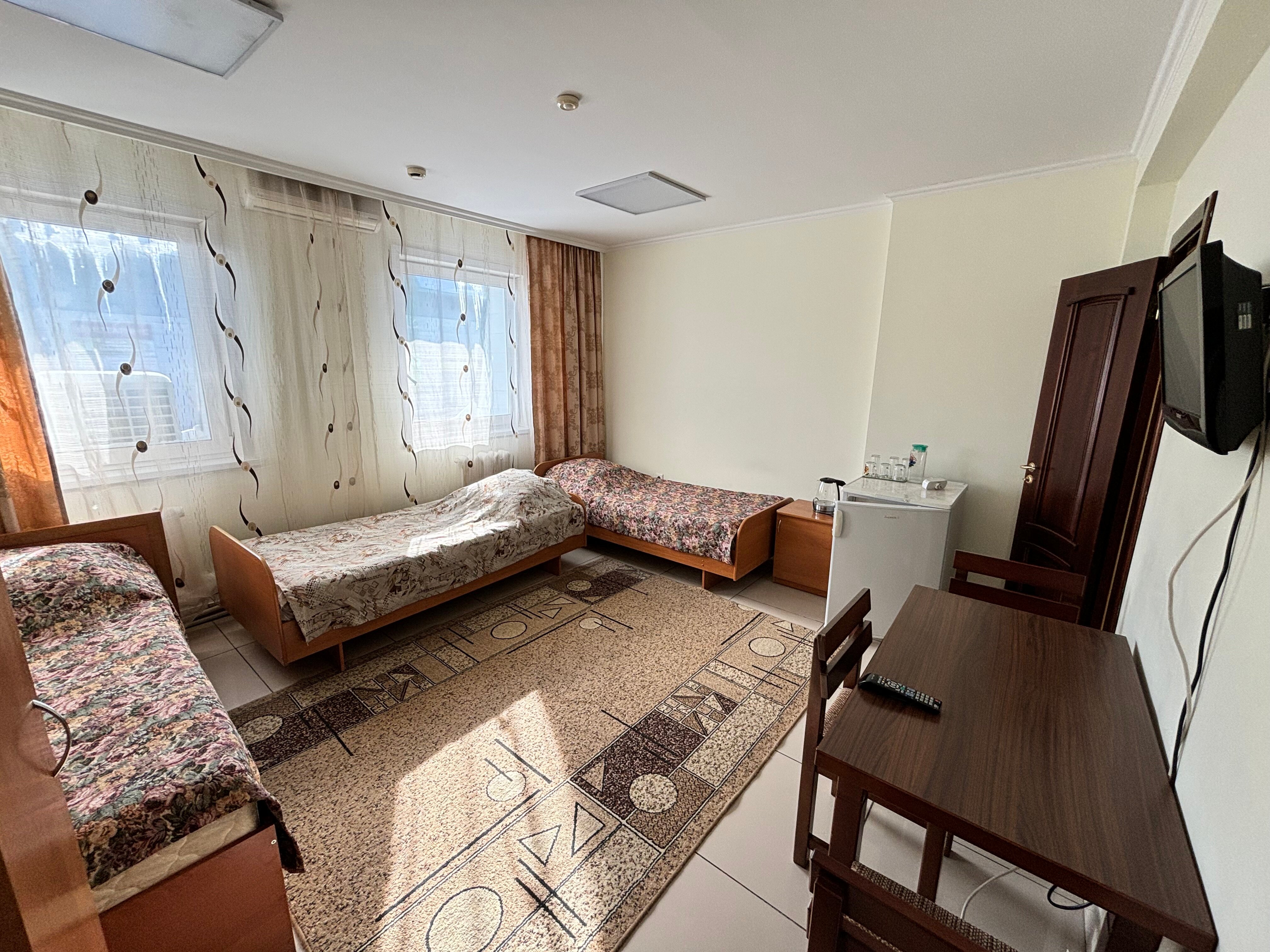 Фото отеля 3