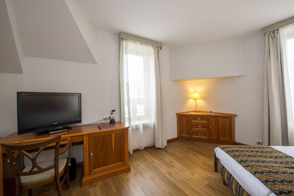 Фото Three Corners Hotel Art