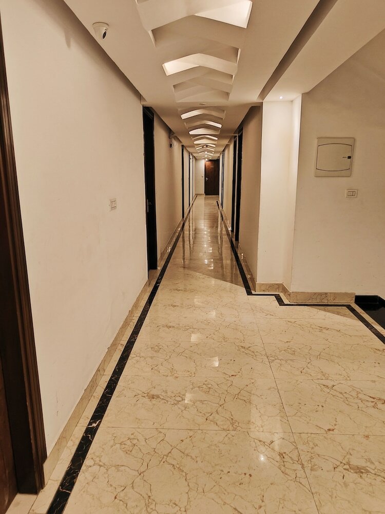 Фото Hotel Ambience Delhi Airport
