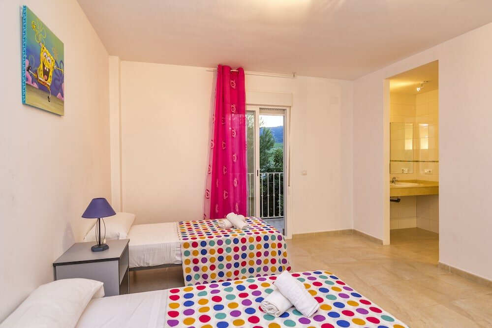 Фото Apartamentos Turisticos Zahazar