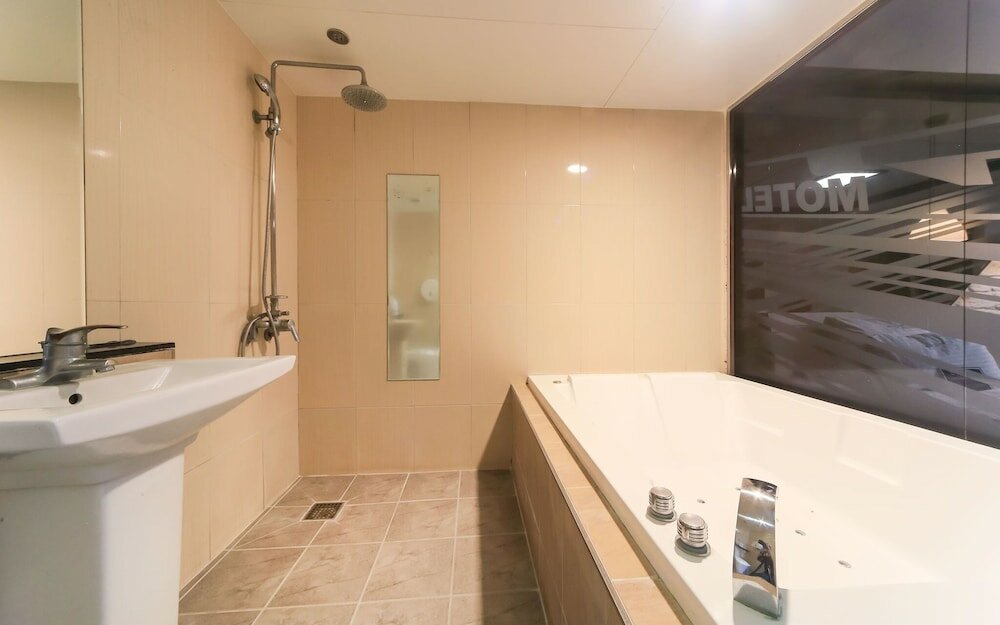 Фото Busan Goejeong Gt