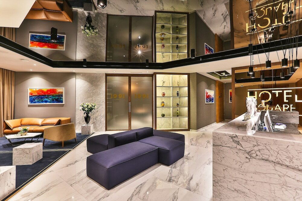 Фото Hotel Square