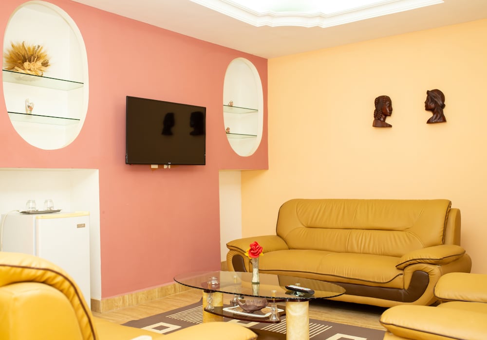 Фото Victory Hotel & Restaurant Tulear