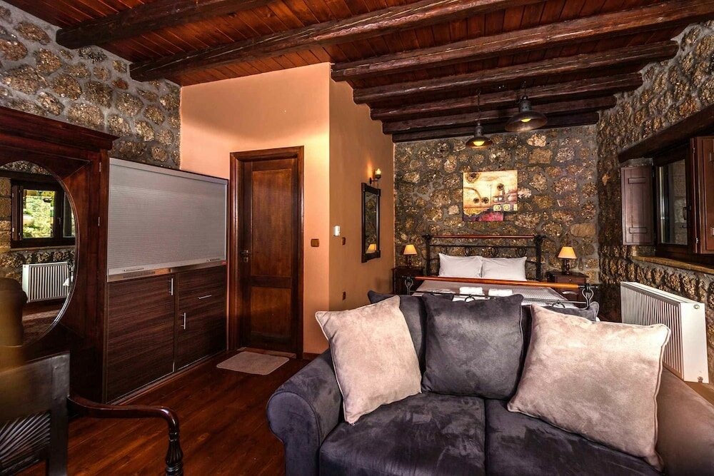 Фото Pera Alonia Guest House