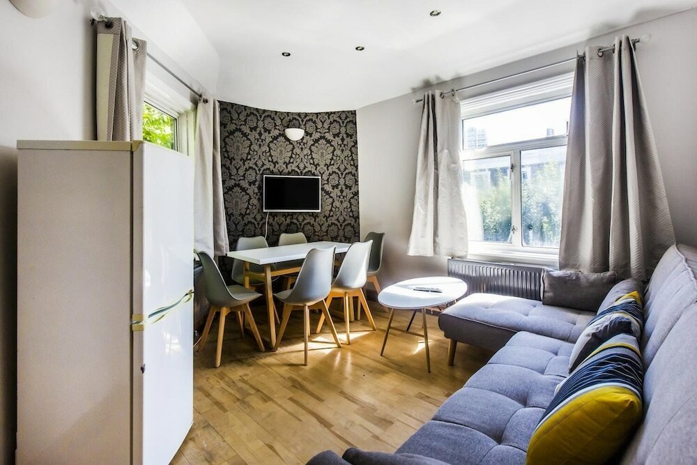 Фото My City Chic St. Pancras Apartment