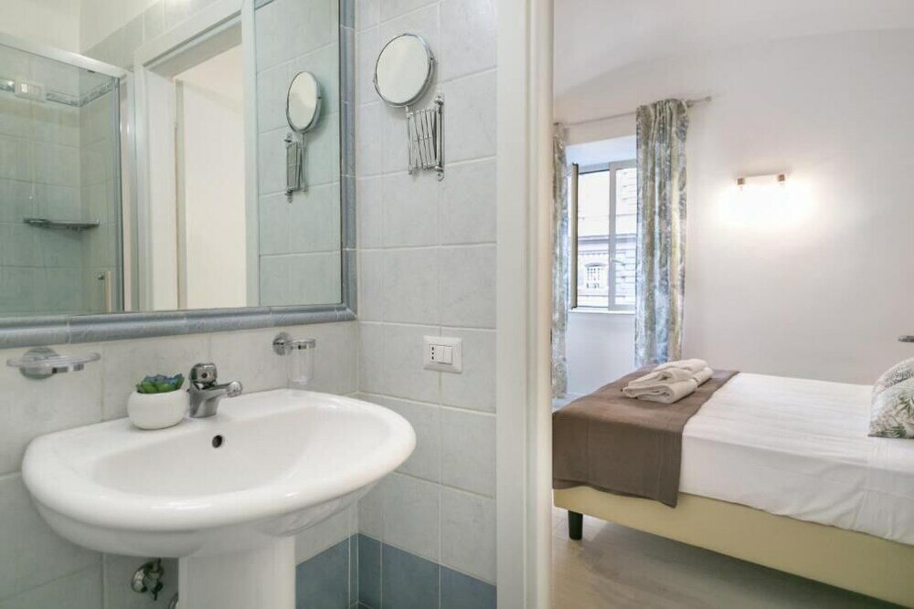 Фото White Candia Guesthouse