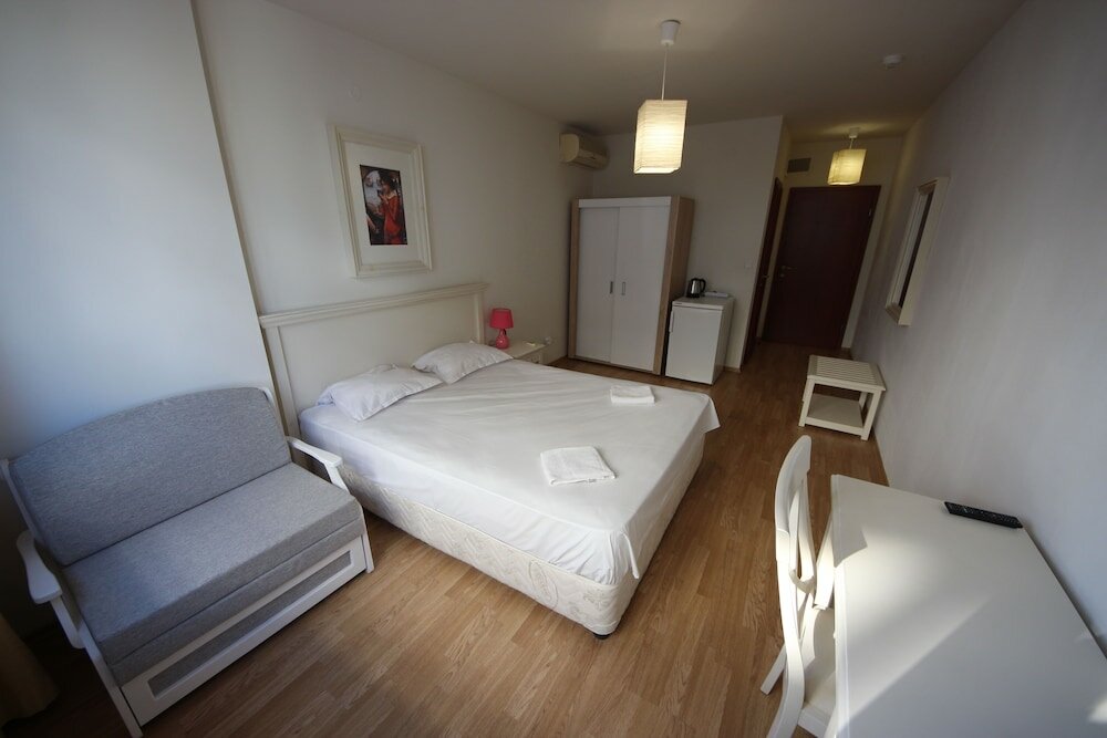 Фото Menada Sun Apartments