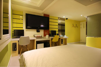 Фото 87416171702