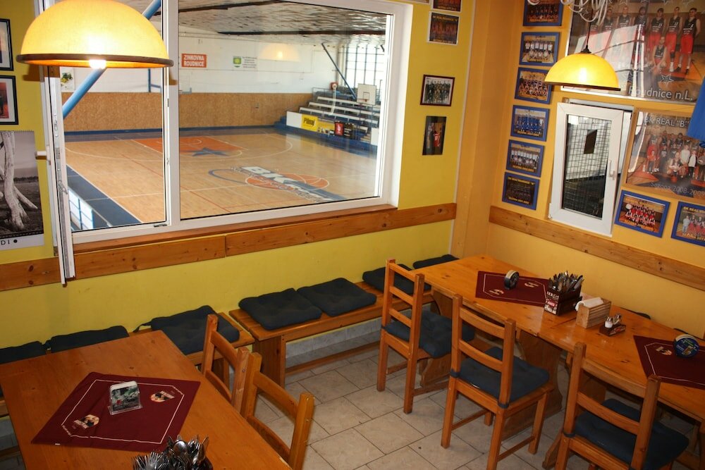 Фото Sporthotel Bk Pod Lipou