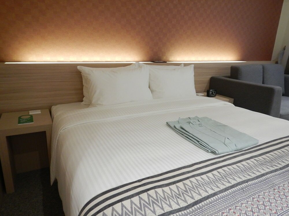 Фото Wishton Hotel Yangon