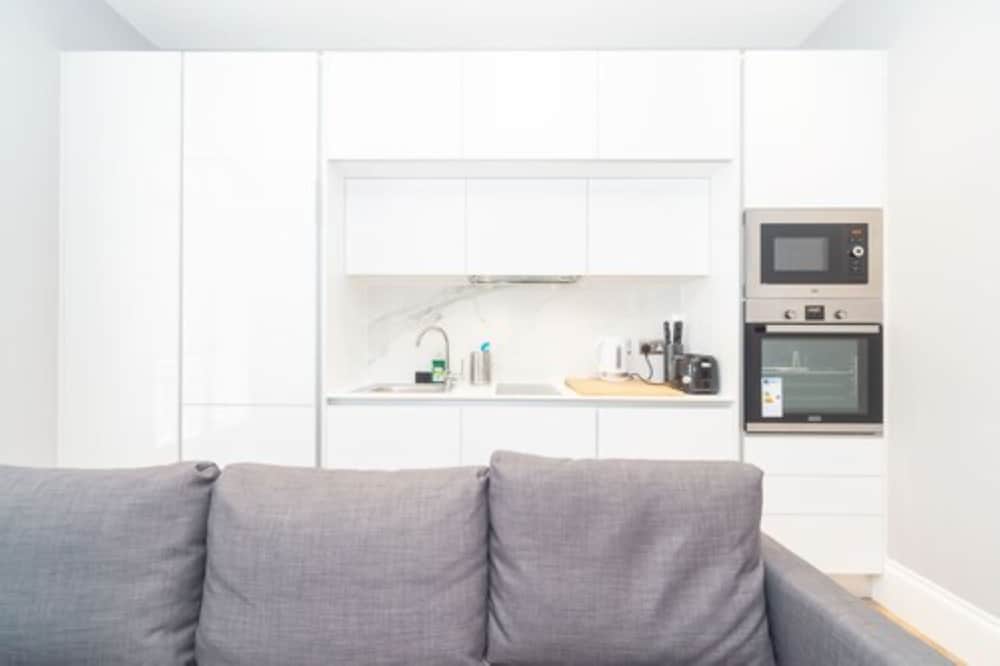 Фото Pml Apartments Southwick Street