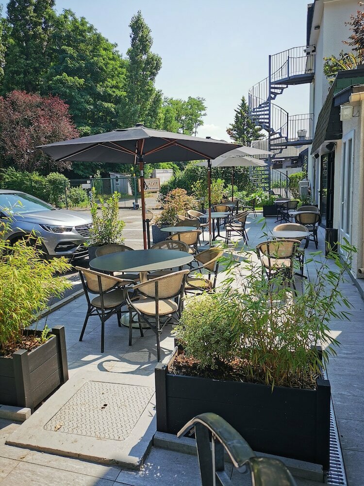 Hotel Hotel Acadie Eragny sur Oise, Val‑d'Oise, photo